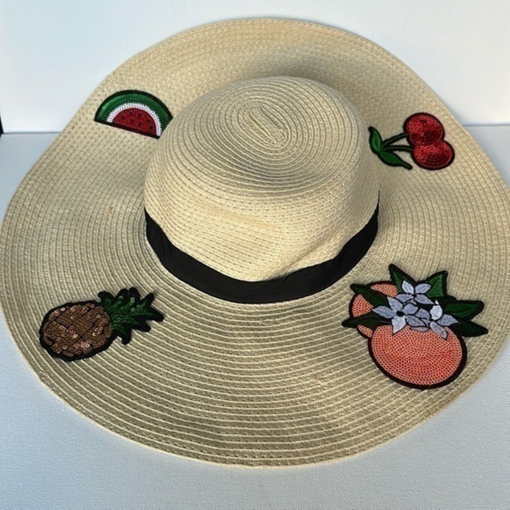 Anna and Ava Fruitville lightweight straw beach hat